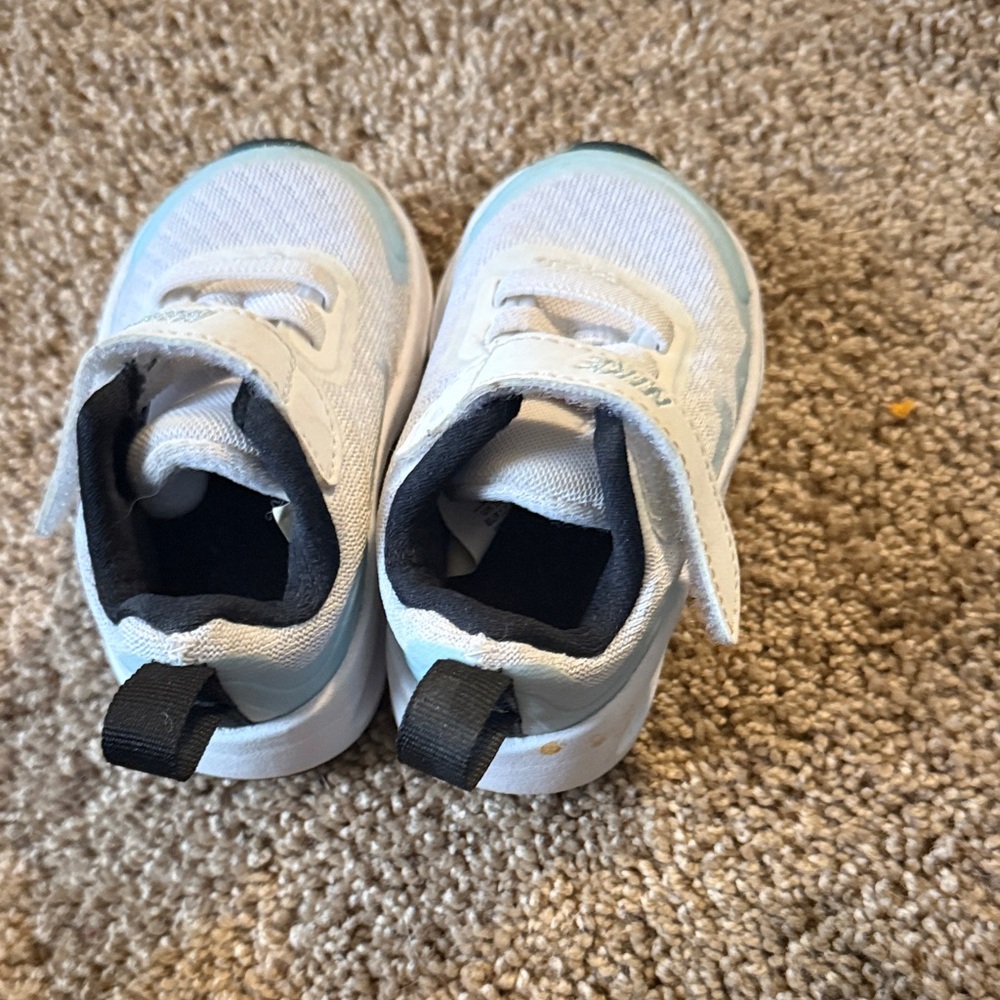 Nike infant size 2C shoes